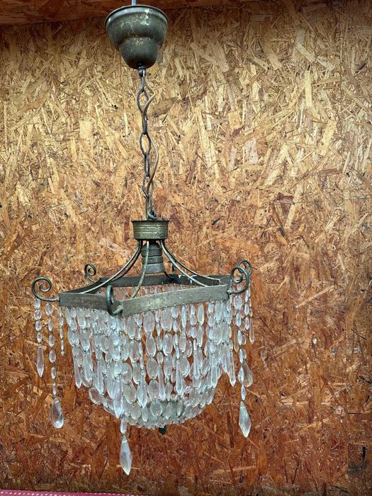 Lustre/Candeeiro de suspensão antigo - Latão e pingentes em cristais
