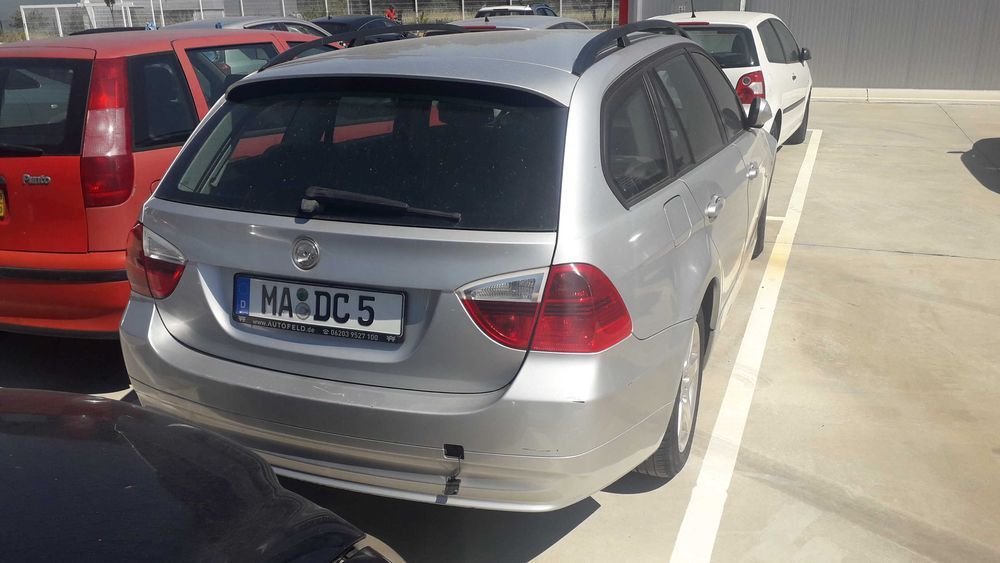 Temos para peças BMW 390L Gasolina