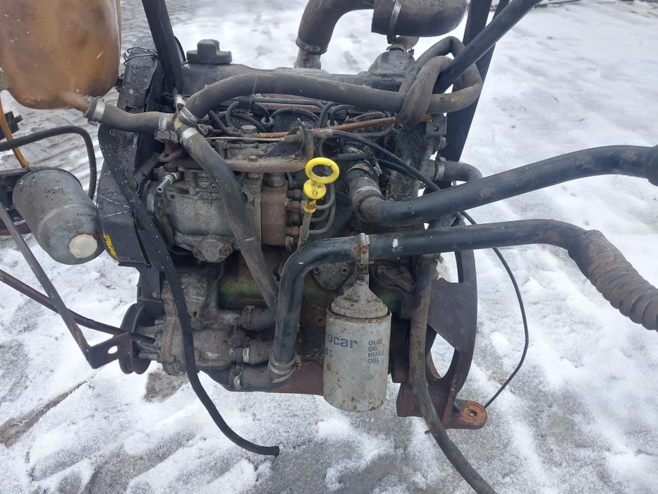 Silnik do ładowarki miniładowarki koparki wozidła 4cyl alternator