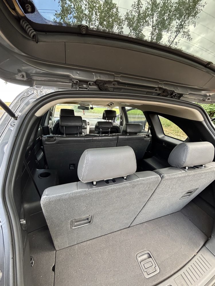 sprzedam Chevrolet Captiva LT 4x4 7-osobowy