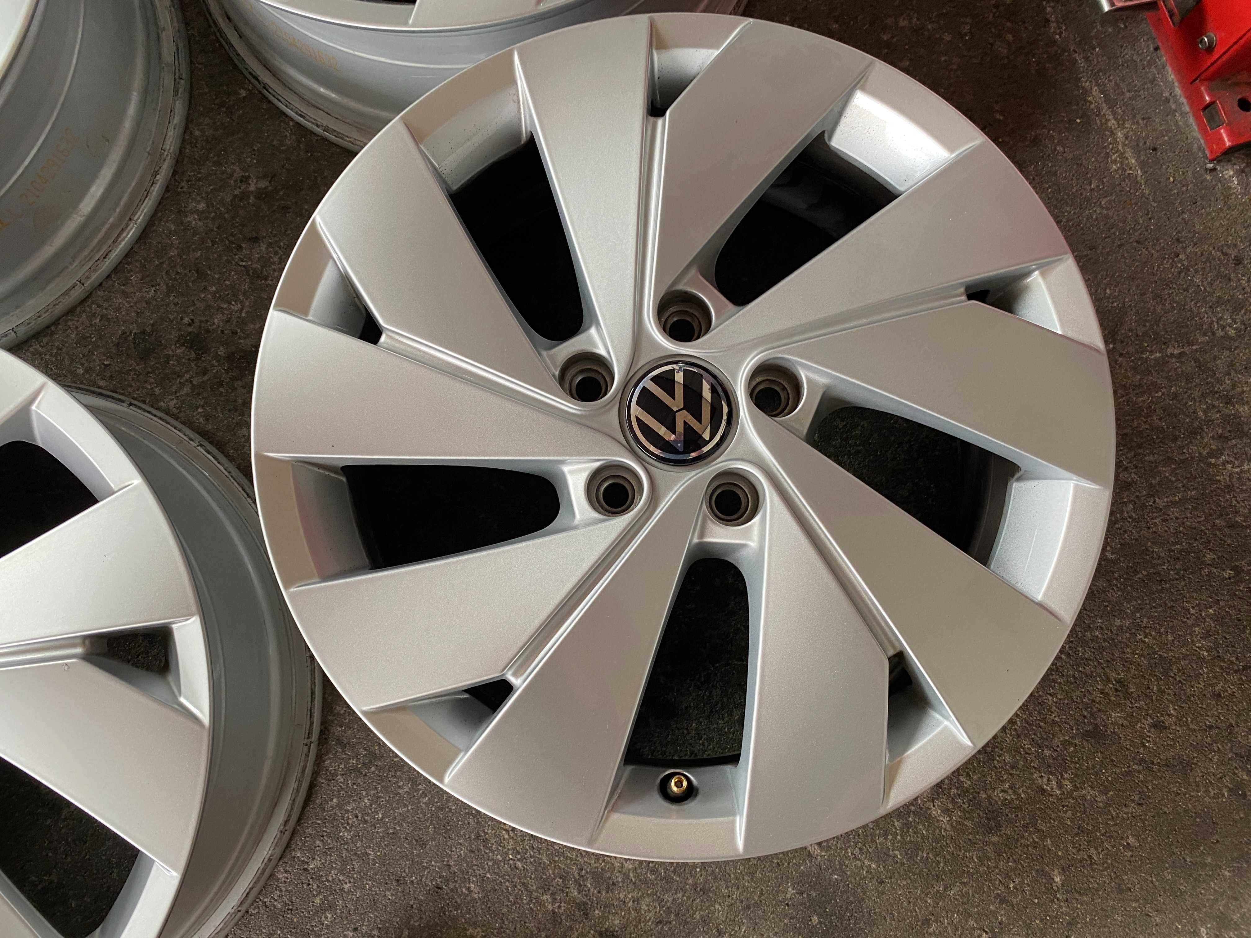 Felgi 17 VW GOLF 8 ,Touran , Eos , Jetta  6,5JX17 ET46 ORYGINALNE DEMO