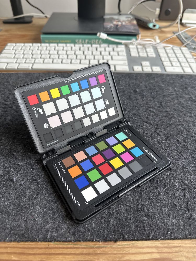 X-rite color checker passport