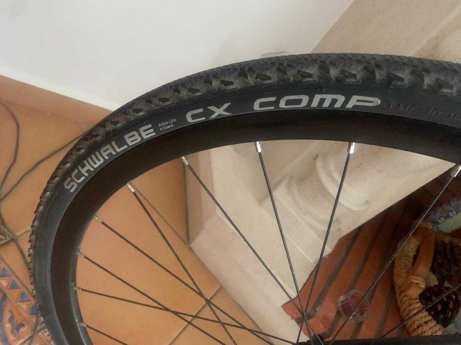 Bicicleta TRIBAN 500