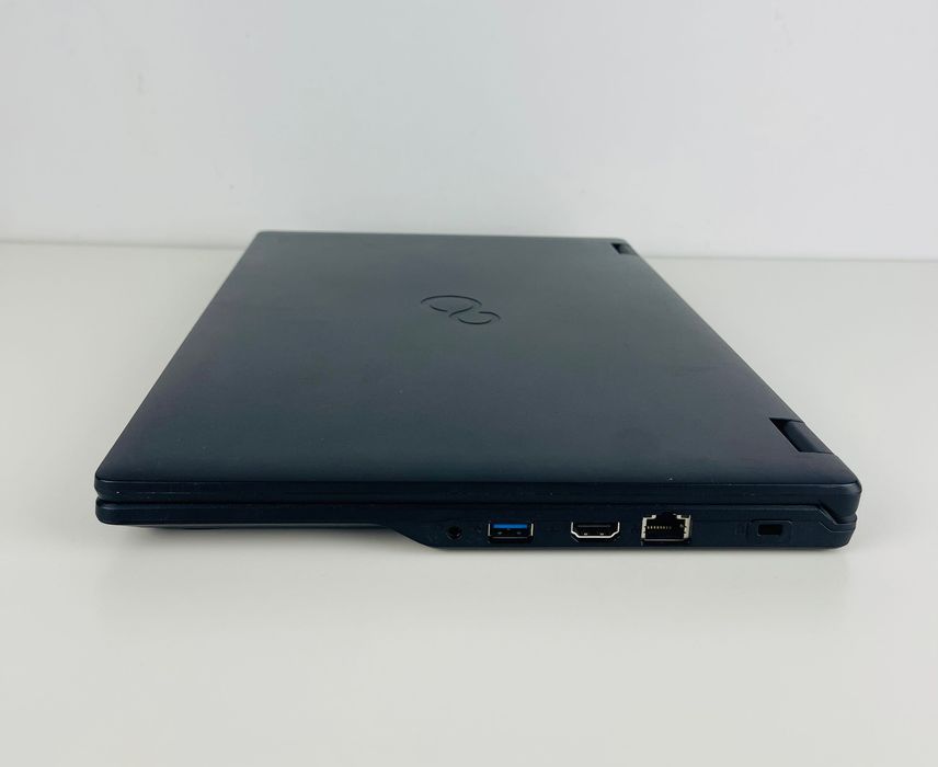 Portátil Fujitsu Super Rápido - i3 8ª Geração (1 Ano de Garantia)