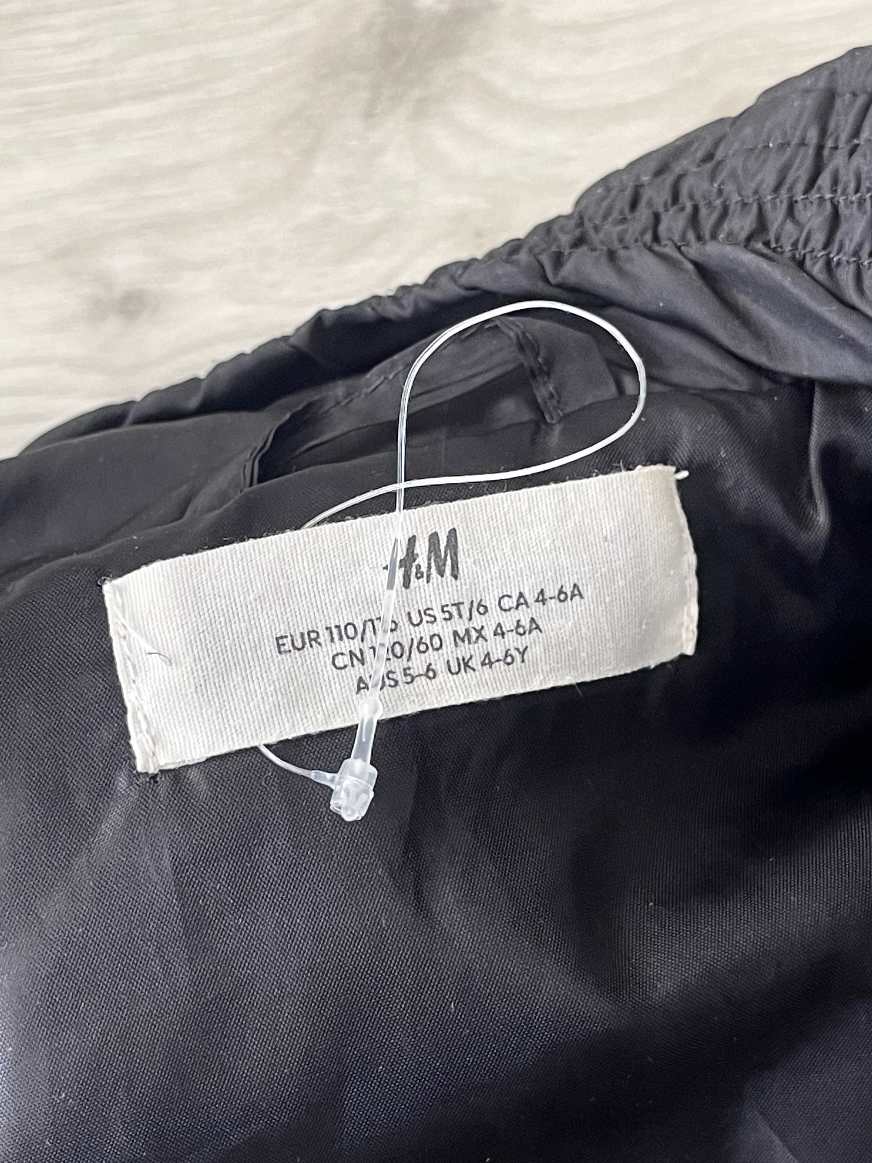 Жилетка безрукавка стьобаний жилет без капюшона h&m, 4-6 роки, 104-116