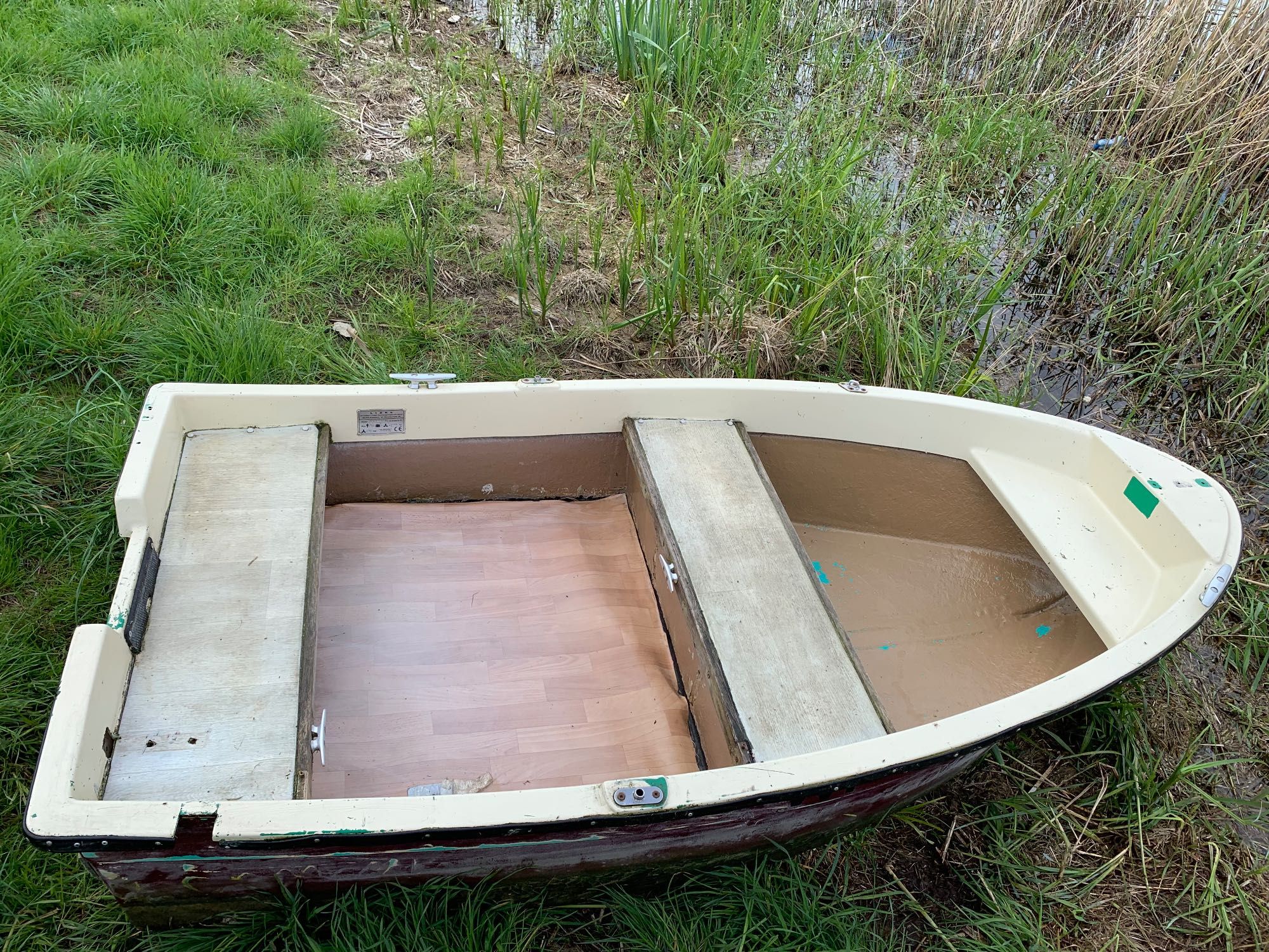 łódź wędkarska wiosłowa
