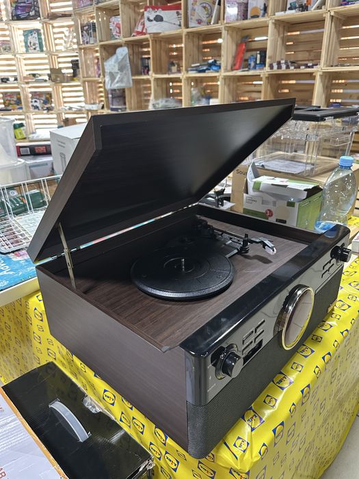 Програвач платівок, дисків, вініловий програвач