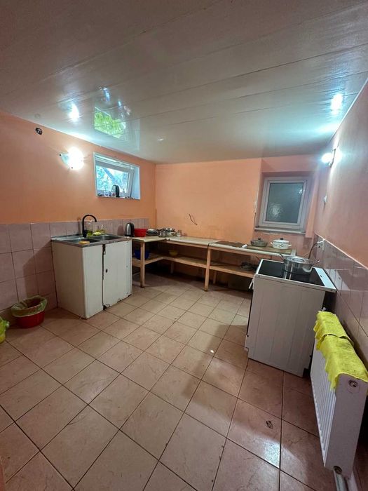 Продається база відпочинку в с. Руська Мокра