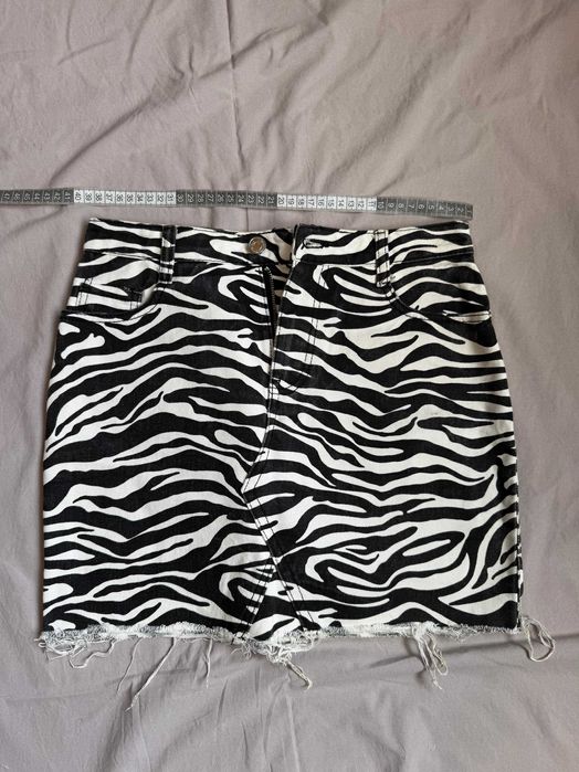Міні-спідниця зебра, джинс, розмір M (EUR 38)