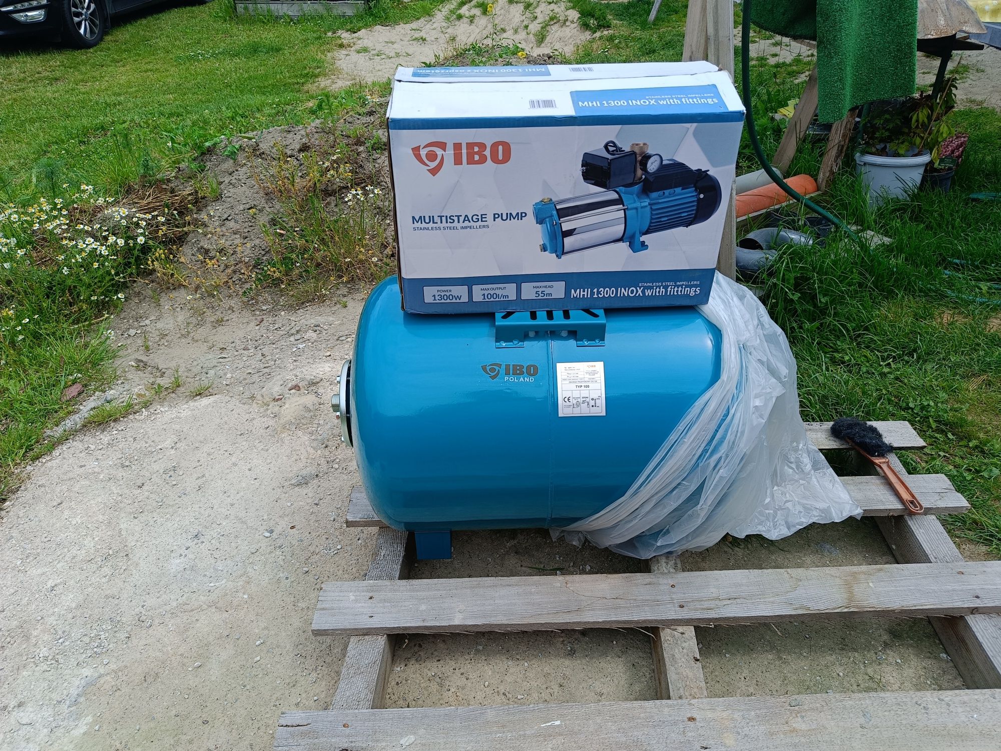 Pompa MHI 1300 INOX z osprzętem.