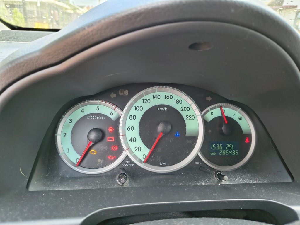 Sprzedam Toyotę Corolle Verso wer. 7 osobowa