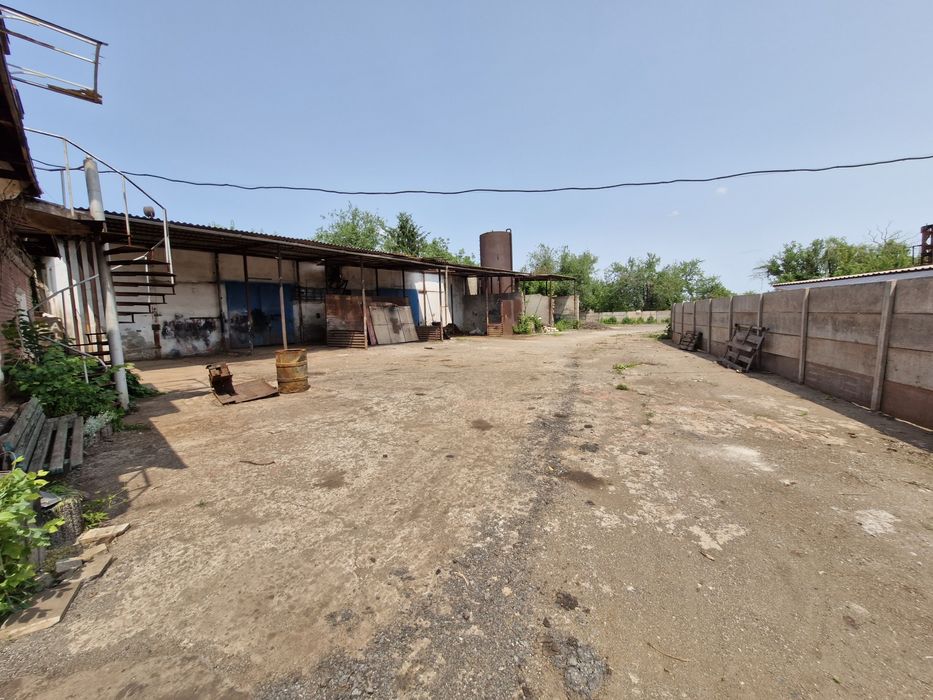 Продаж. Територія. Виробничі приміщення! Офіс. Майже 95 квартал.