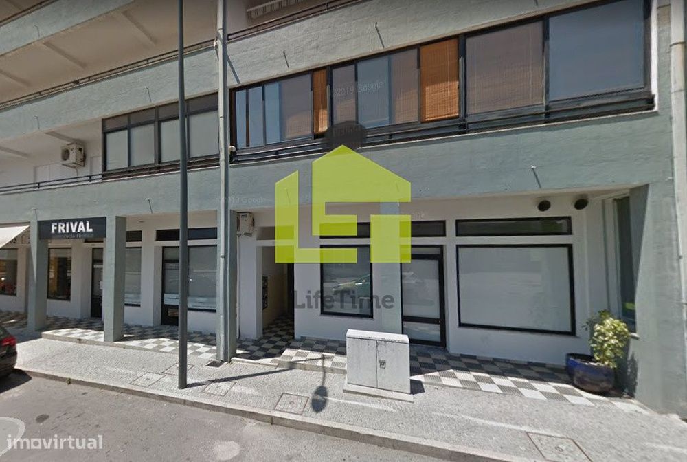 Loja comercial em Valpaços com financiamento 100%