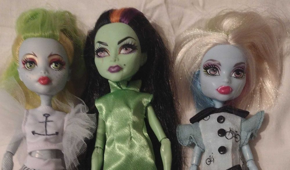 Кукла монстер хай Боби Нейбл,Каста Фирс,Хай Лагуна Monster High Mattel