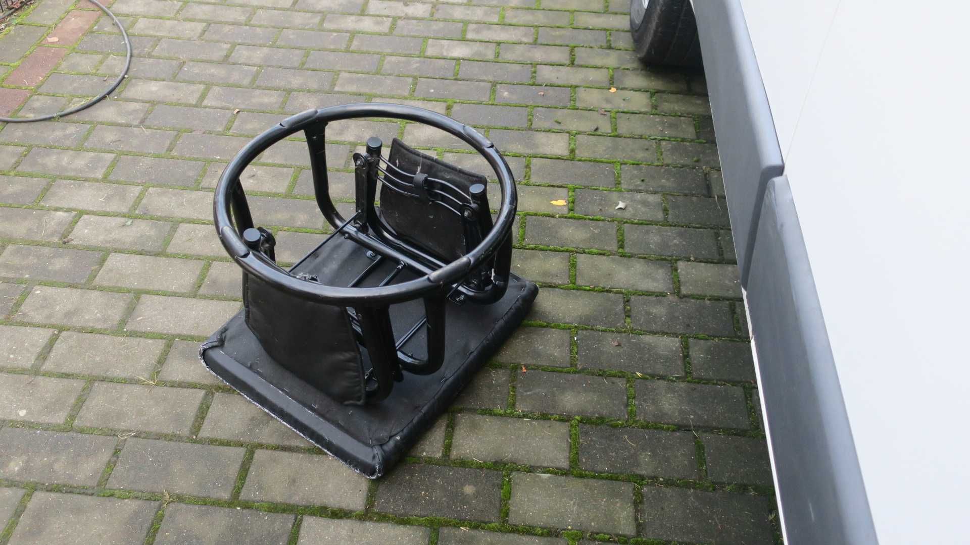 Taboret bujany metalowy