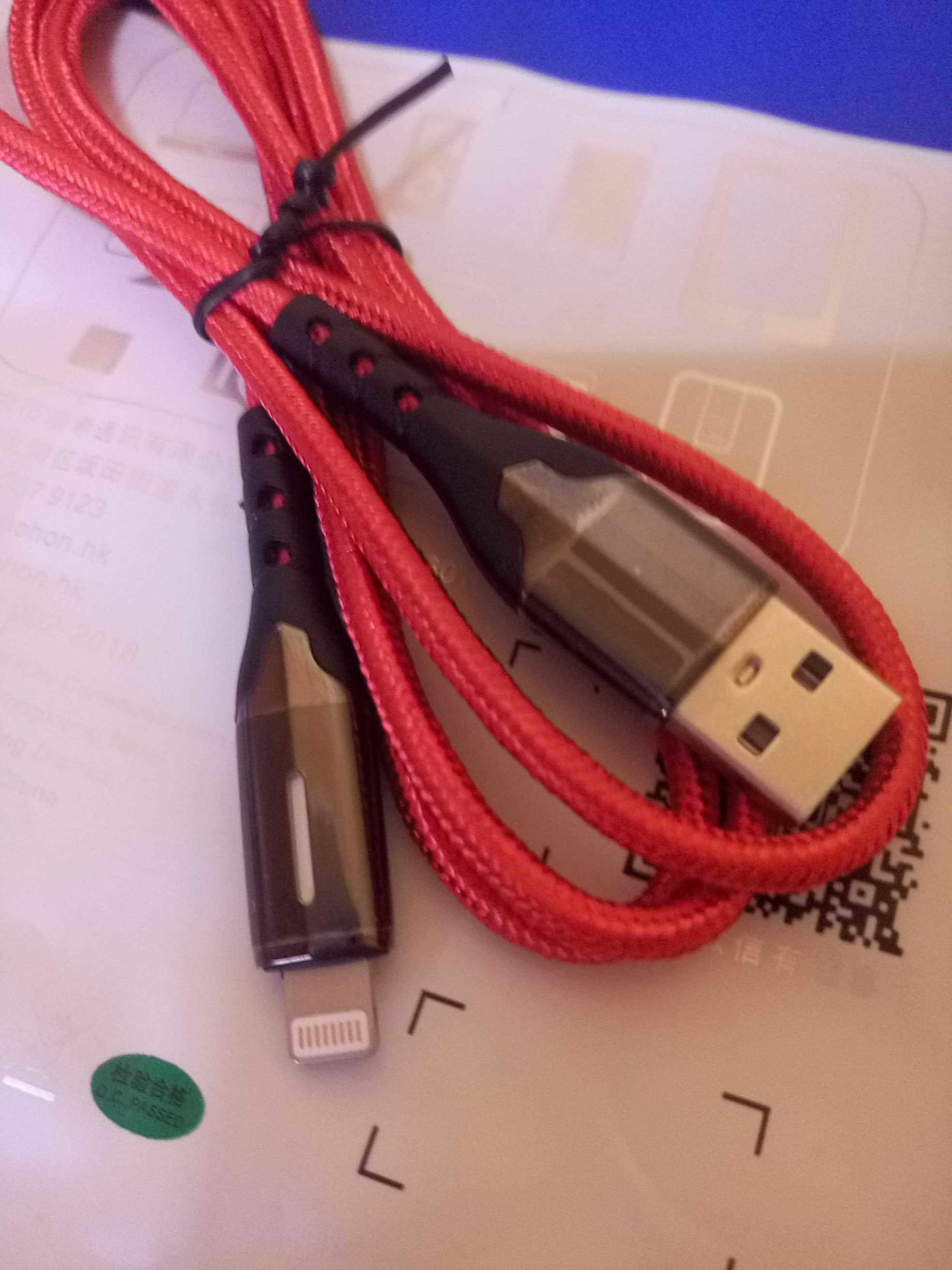 Качественный USB кабель 2.4А с LED индикатором заряда, для Айфон.