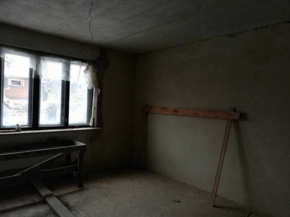 Продаж жилого будинку і землі м.Рівне, вул.Полунична, 62  106000$