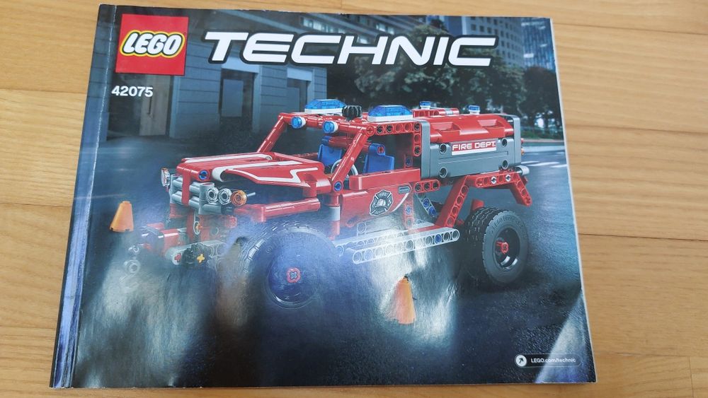 LEGO Technic 42075 Pojazd Szybkiego Reagowania