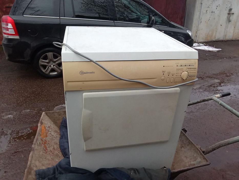 Сушка одягу Bauknecht