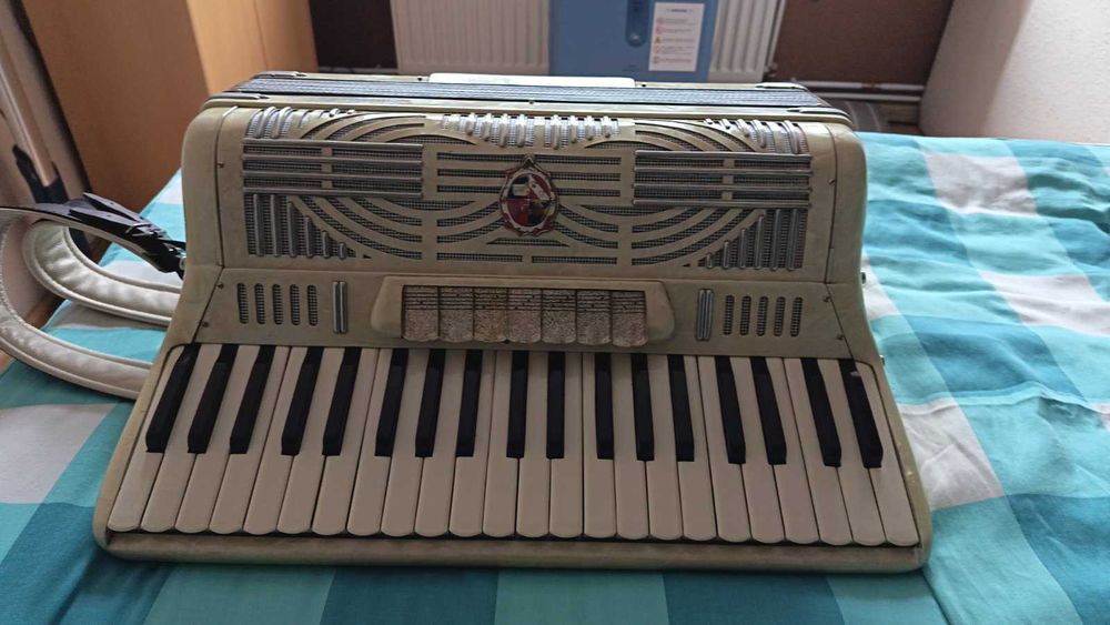 Akordeon Ballone Burini