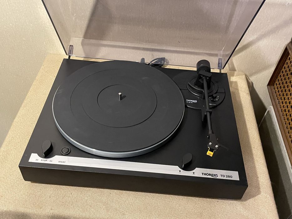 Качественный проигрыватель винила THORENS TD-280 (ЗВУК!)