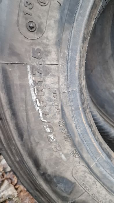 Opona 235/75r17.5 Bridgestone R-Steer 002 Przód