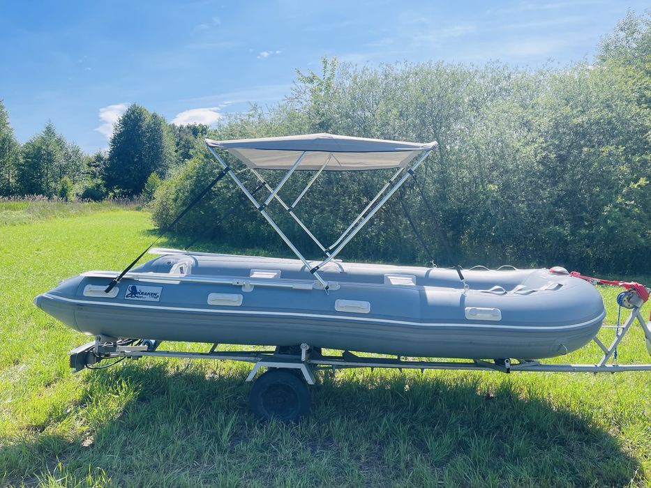 Ponton z silnikiem Yamaha 25/12+ przyczepka