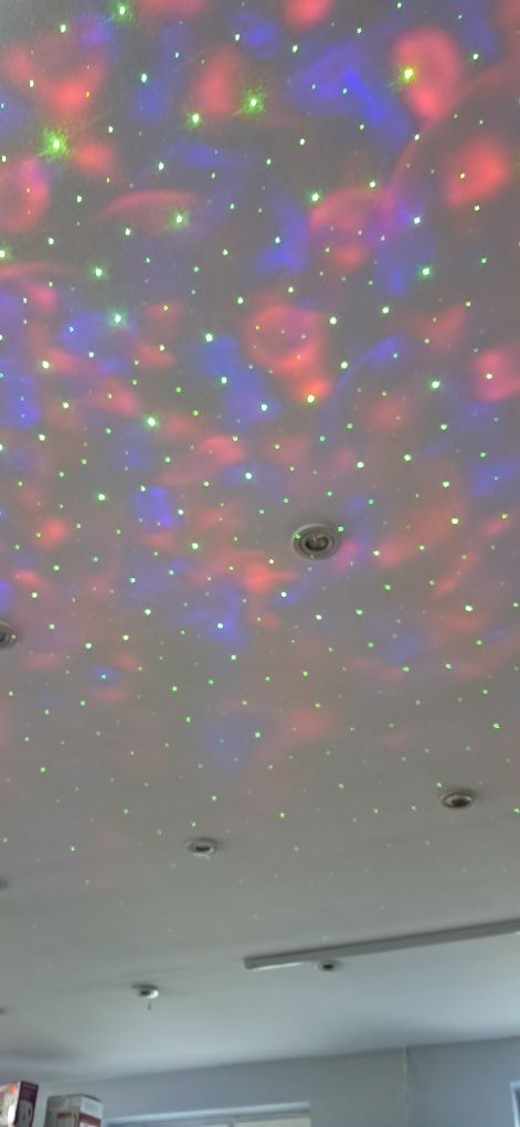 Projektor gwiazd nieba laser disco głośnik Bluetooth