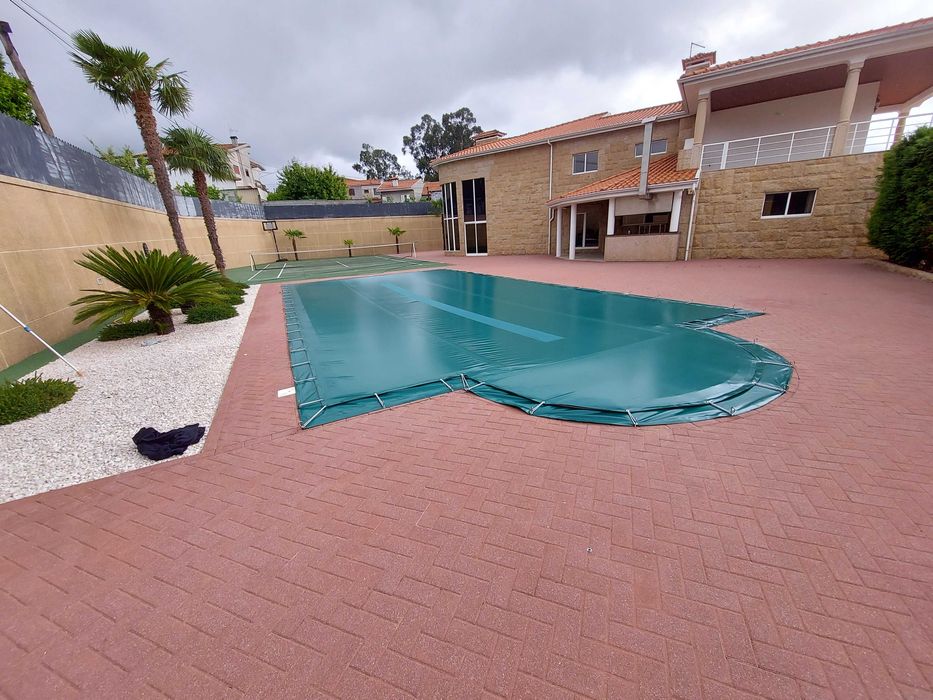 Coberturas de piscinas e acessórios