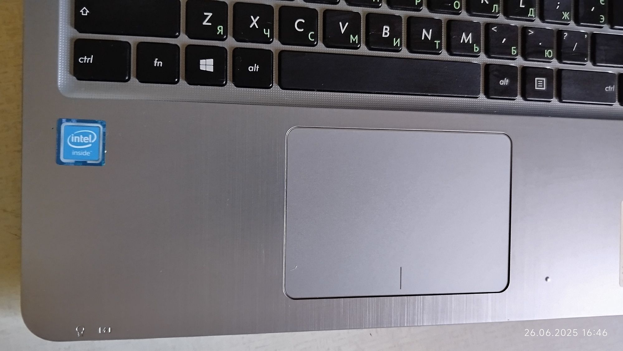 Ноутбук ASUS X540SA. Батарея 4 часа. Комплект ноут/чехол/зарядка/мышь.
