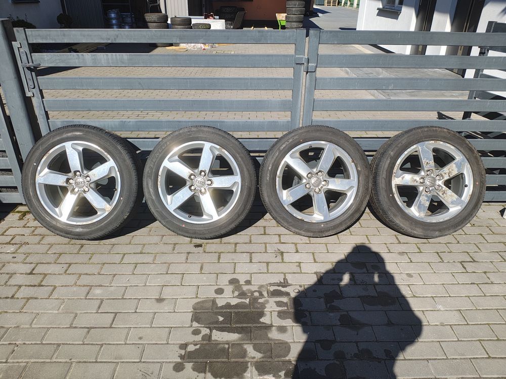 Felgi audi z oponami  q5 235/55/19