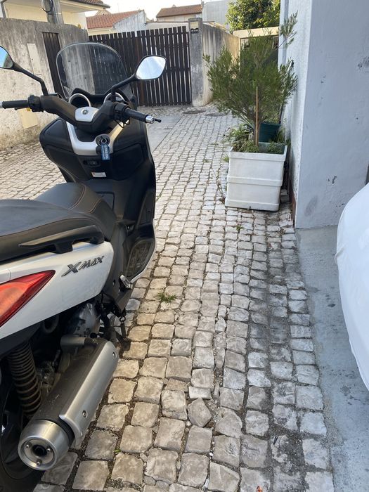 Yamaha Xmax 125