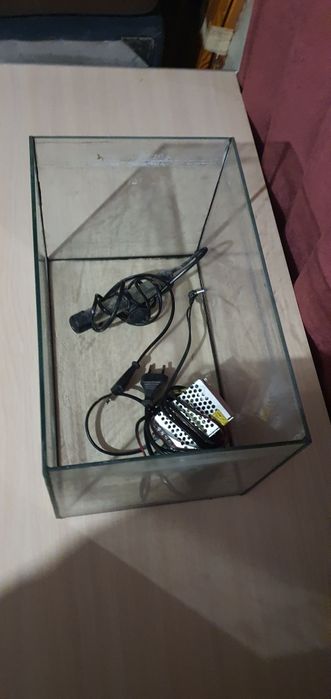 Akwarium 15l 22x22x35