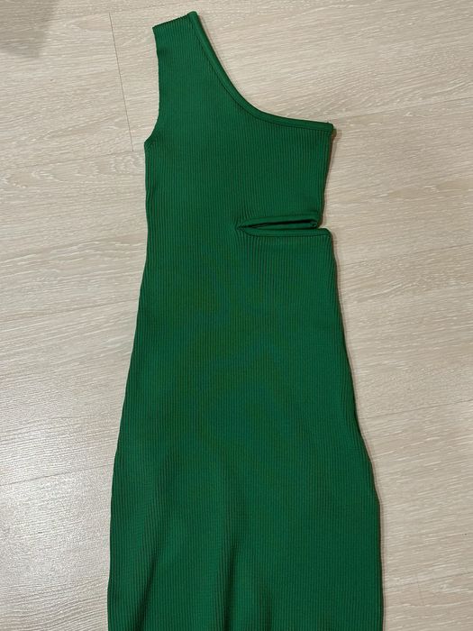 Pull bear плаття