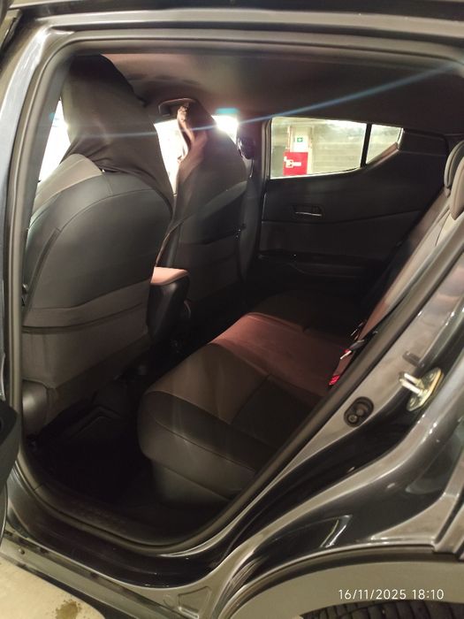 Toyota C-HR 1.8 Hybrid Exclusive + Pack Luxury • 2023 • 42.000 km