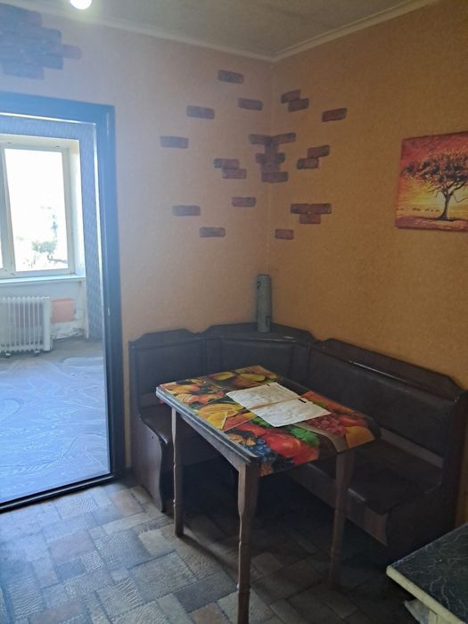 Бюджетне житло кімната в гуртожитку вул. Чорновола