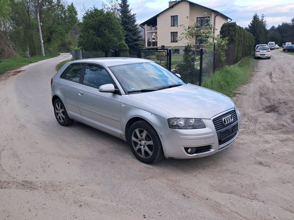 Audi a3 1,6 benzyna