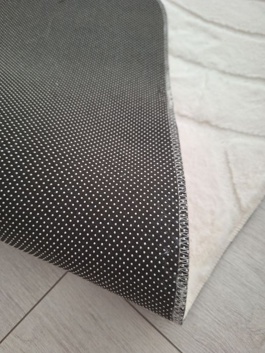 Nowy dywan królik  100×140