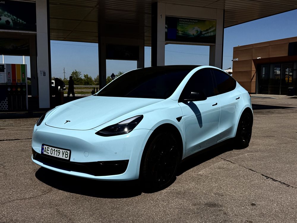 Продам Tesla Y Performance