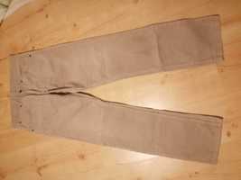 Wrangler-proste spodnie sztruksowe męskie jasny-brąz r.M\L-176 W31 L34
