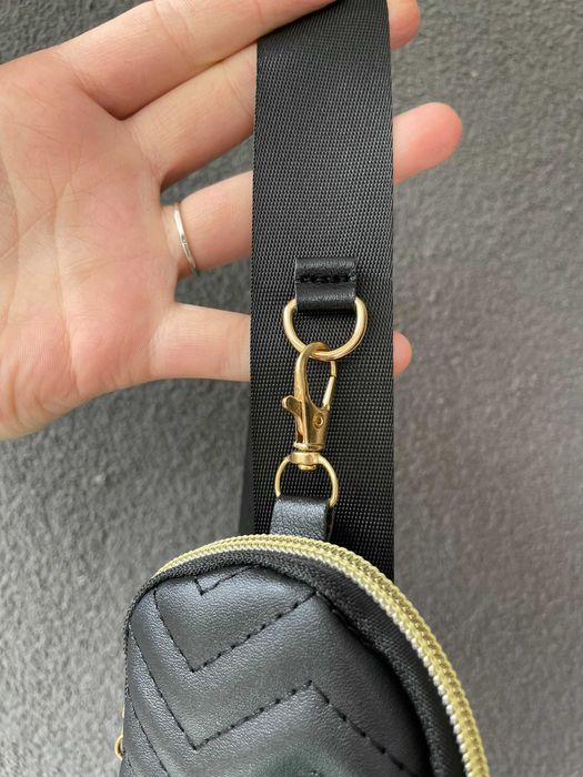 Czarna torebka na ramię