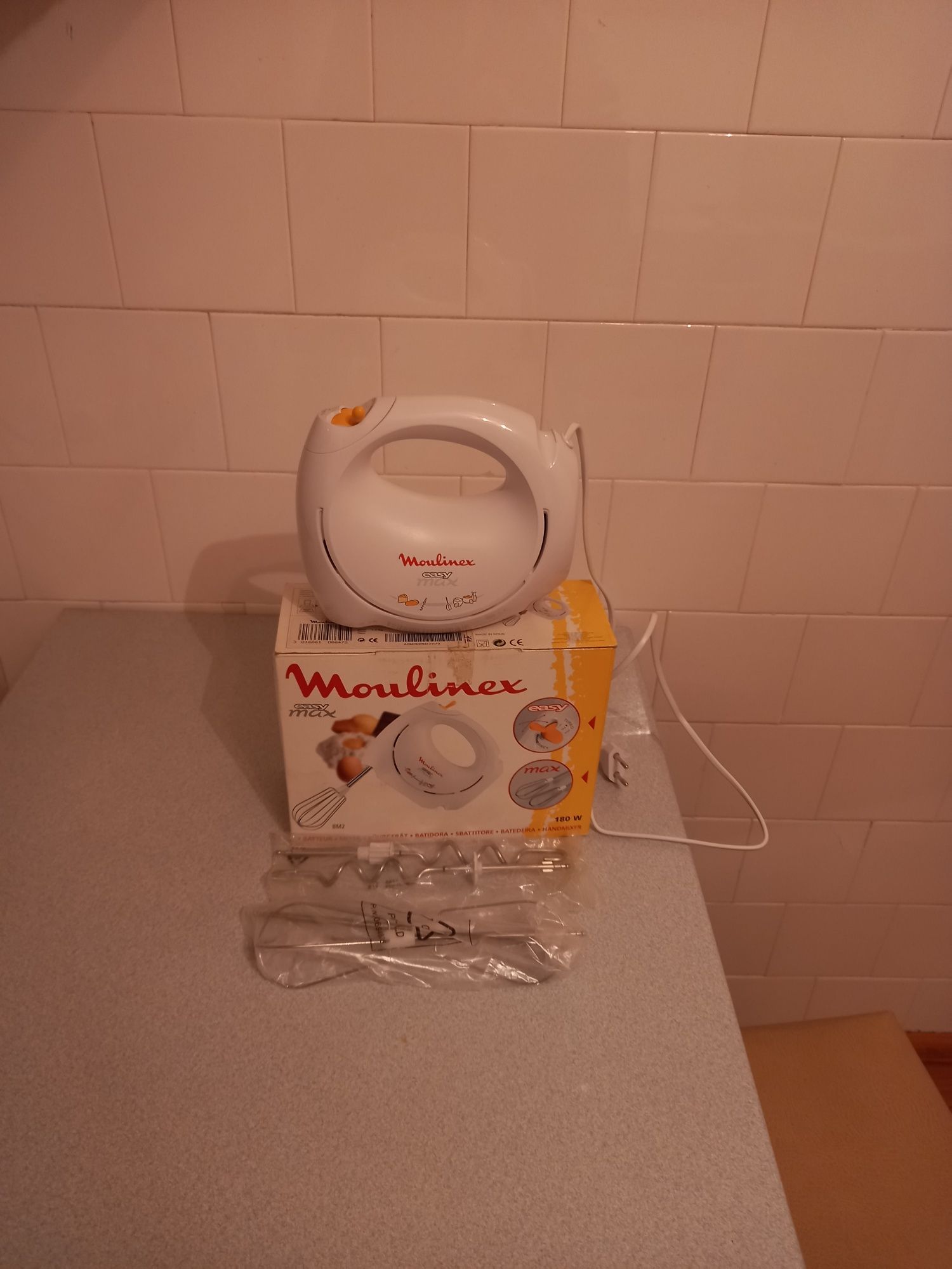 Продам новий міксер Moulinex 180 w з трьома турбо режимами роботи