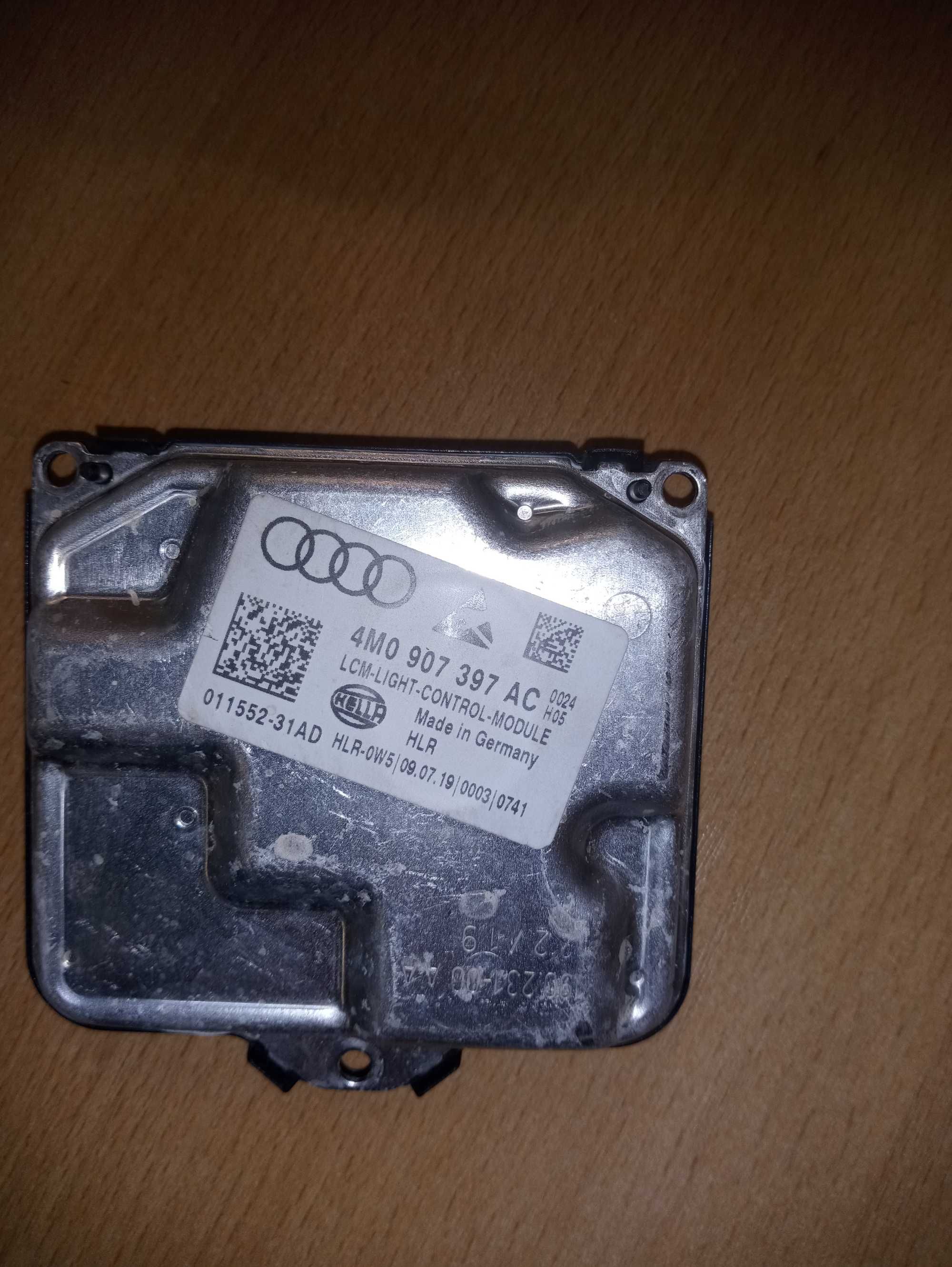 Audi a4 a5 80a 907  397c modol led