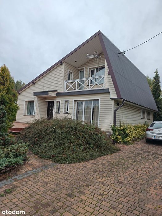 Dom 136 m², działka 1428 m² – ocieplony, gotowy do zamieszkania