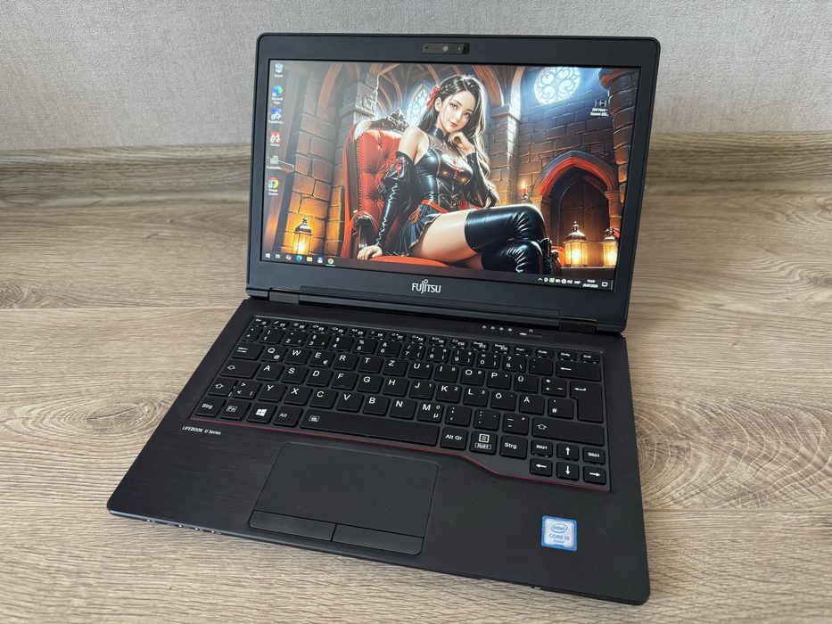 Fujitsu Lifebook U727 — 8 ГБ / 256 ГБ ssd m2 / i5