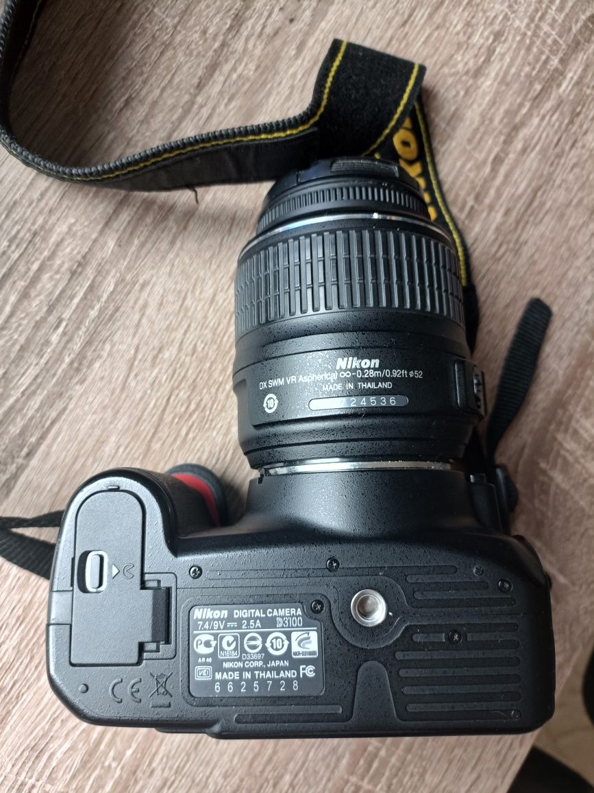 Фотоапарат Nikon D3100, сумка Vanguard 2GO 15