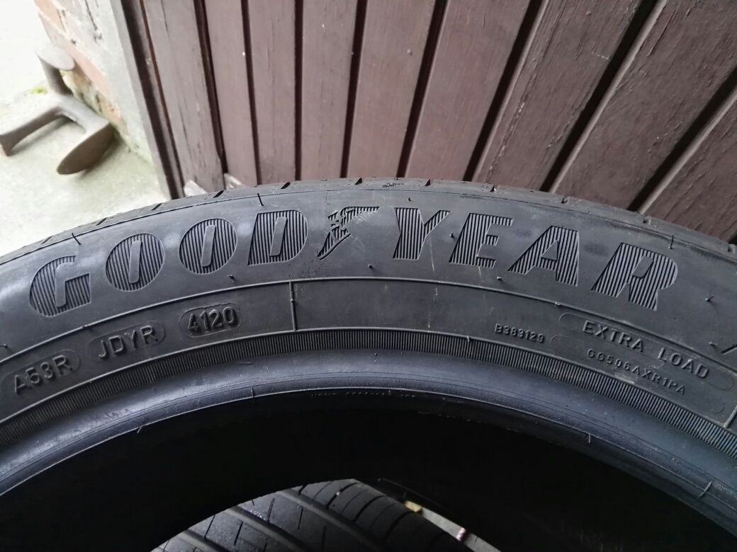 Letnie opony Goodyear EficientGrip 215/55/17. [2020r]