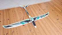 Motoszybowiec Jet RC Zephyr V70