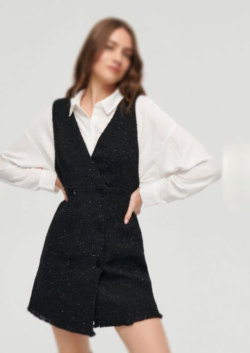 Сарафан на осінь приталений