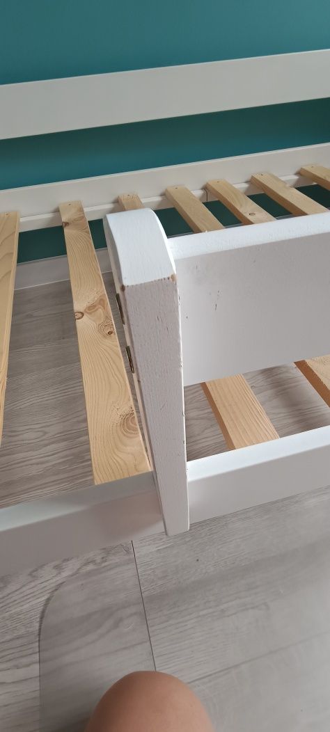 Łóżko dziecięce oraz materac 160x80